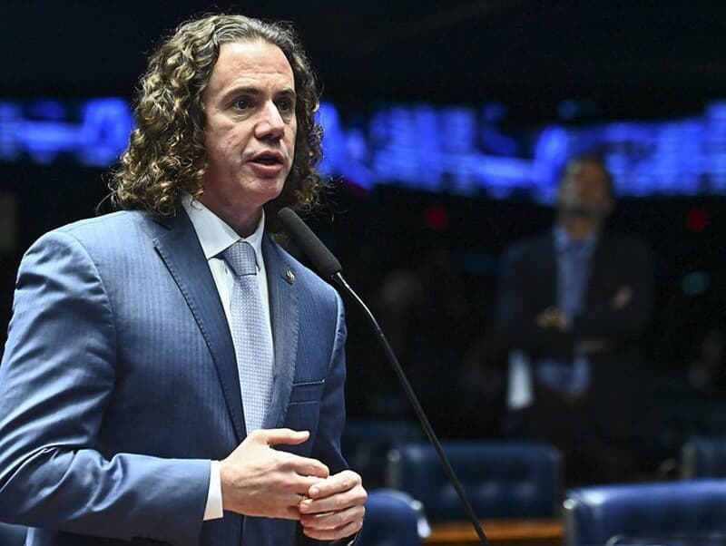 Veneziano Vital do Rêgo alegou especificidade do setor de gás para justificar emenda apresentada que adiaria desconto para famílias de baixa renda. - Andressa Anholete/Agência Senado