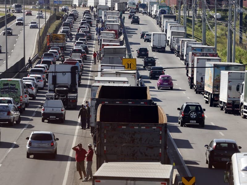 Câmara aprova PEC que estabelece apoio ao transporte rodoviário. - Tomaz Silva/Agência Brasil