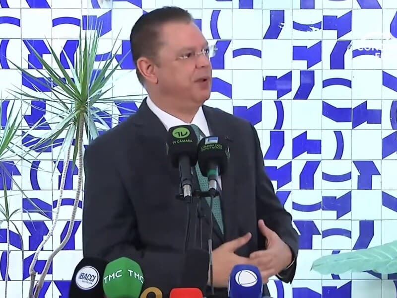 Deputado disse discordar de André Mendonça. - Reprodução/YouTube
