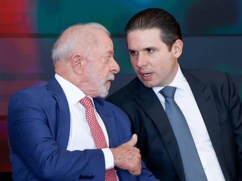 Projeto enviado por Lula ao Congresso faz parte de negociações que resultaram na aprovação pela Câmara do fim da escala 6x1, diz Hugo Motta. - Pedro Ladeira/Folhapress