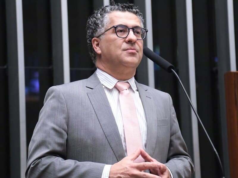 Devedores de pensão podem ser proibidos de usar bets. - Thiago Cristino/Câmara dos Deputados
