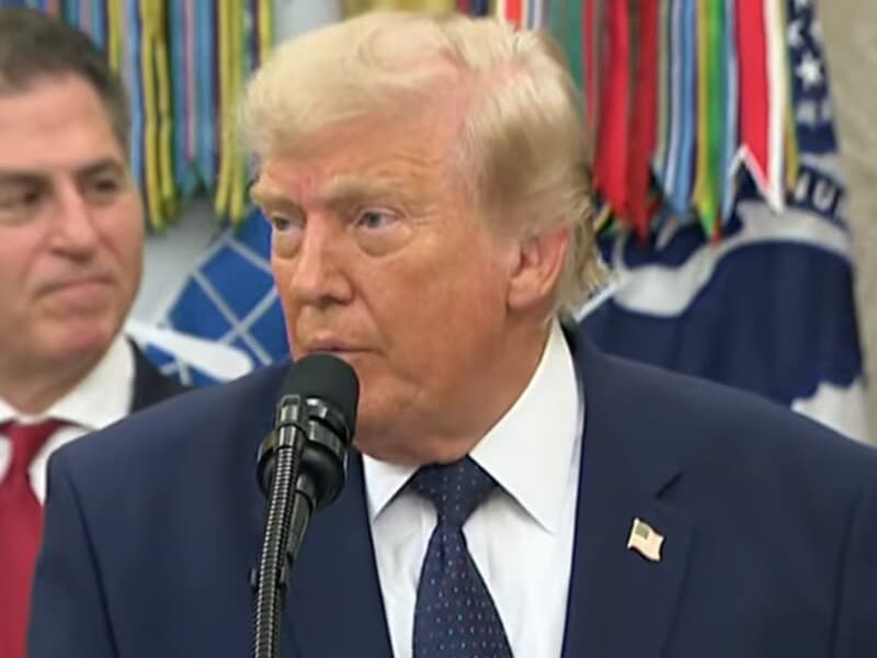 Trump diz que pediu à FIFA para revisar cartão vermelho. - Reprodução/YouTube