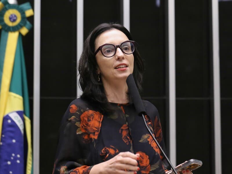 A autora afirma que os botecos representam parte da memória e da vida cotidiana de Belo Horizonte. - Kayo Magalhães/Câmara dos Deputados