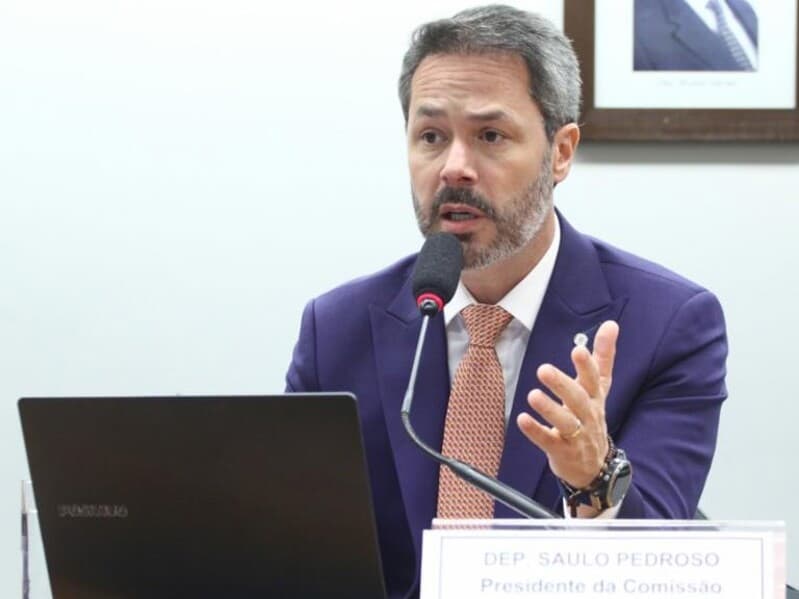 Projeto de Saulo Pedroso busca restringir a publicidade de bets e ampliar alertas sobre os riscos do jogo. - Vinicius Loures / Câmara dos Deputados