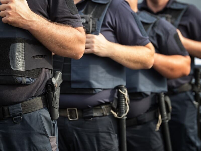 Comissão aprova novo crime de desobediência qualificada. - Magnific