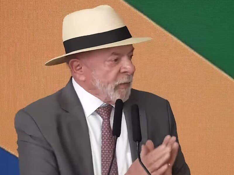 Lula chama ex-ministros da Saúde de "mequetrefes". - Reprodução/YouTube
