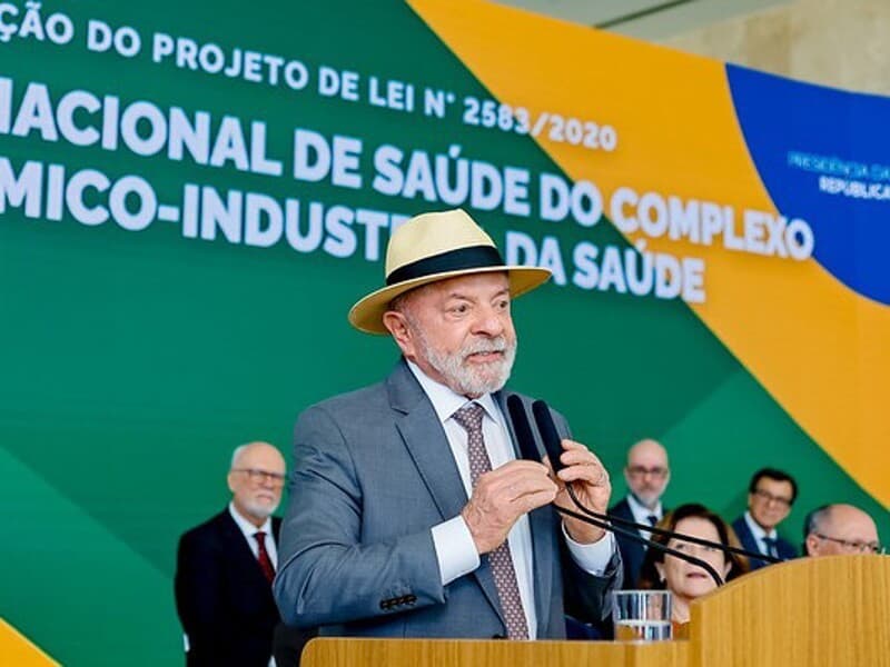 Nova rodada da Indexa Pesquisas mantém Lula na liderança da corrida presidencial e aponta vantagem sobre Flávio Bolsonaro. - Ricardo Stuckert / PR
