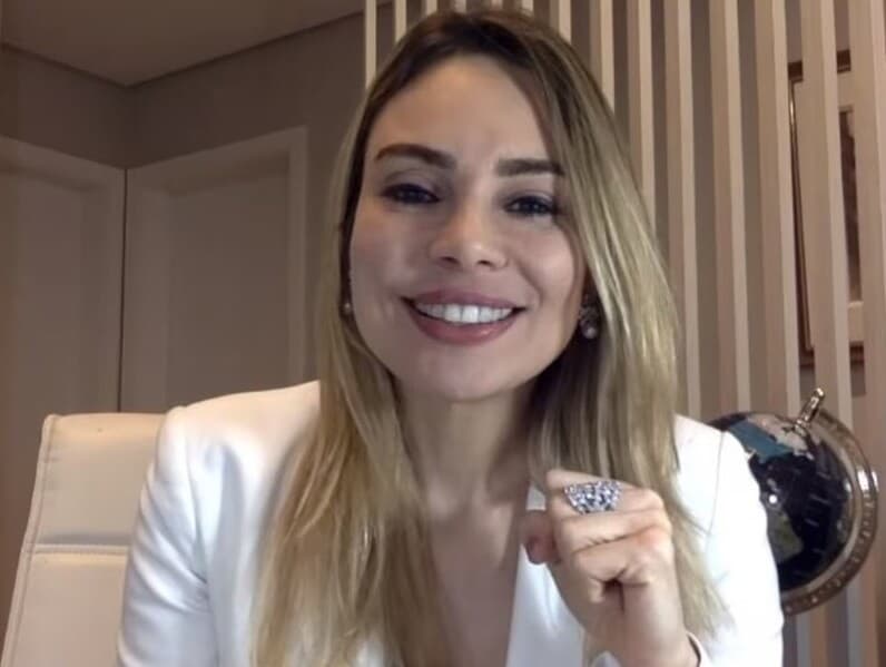 Rachel Sheherazade diz que entrou na política após concluir que o jornalismo opinativo se tornou inviável em sua trajetória. - Reprodução / Instagram