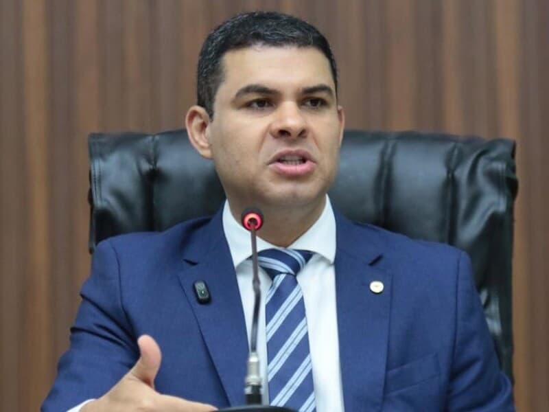 Deputado afirma que a proposta busca dar visibilidade e proteção aos brasileiros que exercem o cuidado sem remuneração. - Sandro Pereira / Câmara dos Deputados