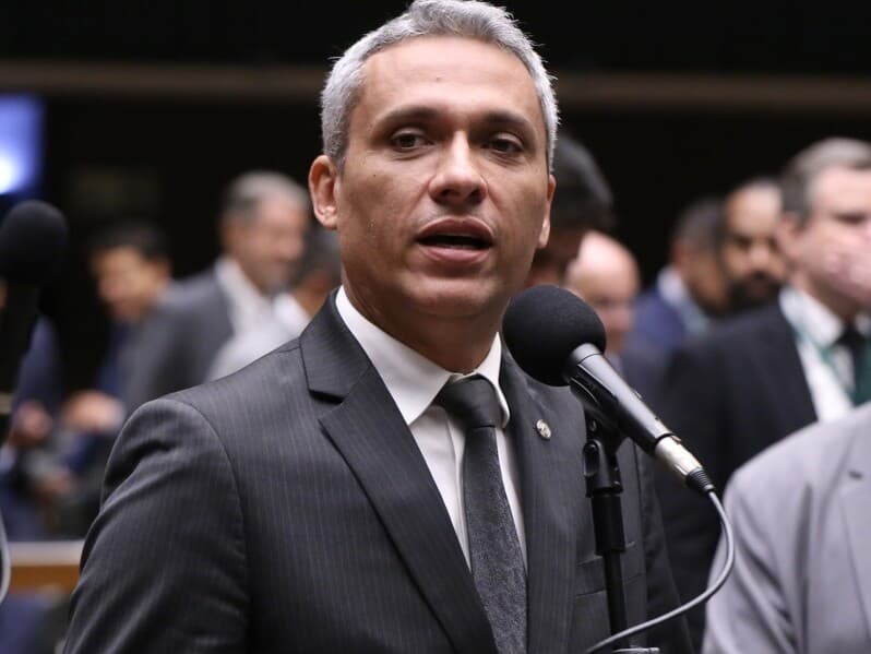 Gayer quer convocar Mauro Vieira para falar sobre a Venezuela. - Kayo Magalhães/Câmara dos Deputados