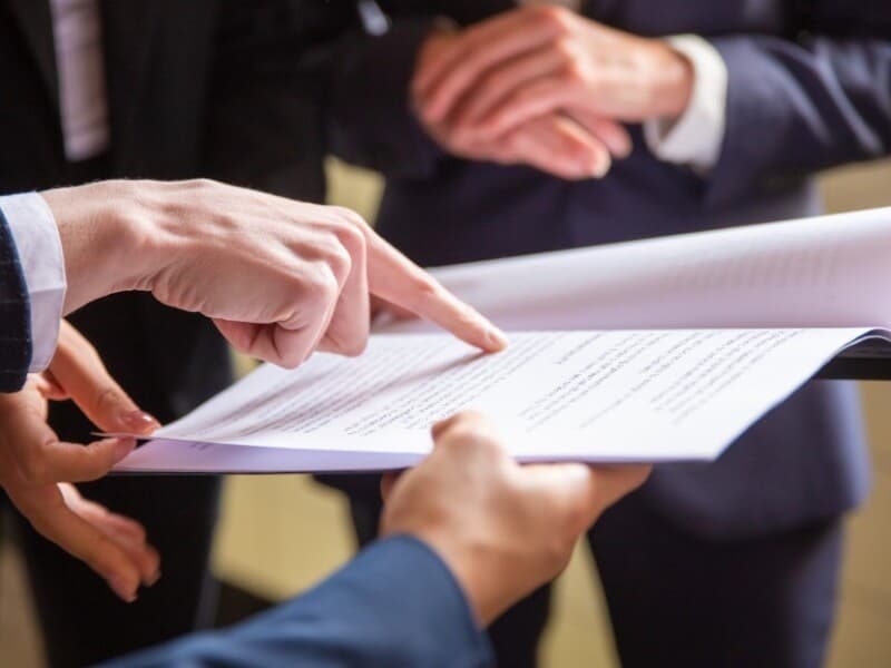 Deputada destaca que a inadimplência, na prática, transfere as despesas condominiais aos demais proprietários. - Magnific Deputada destaca que a inadimplência, na prática, transfere as despesas condominiais aos demais proprietários. - Magnific