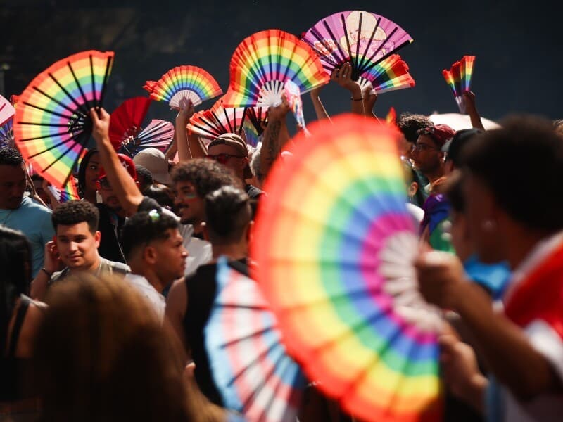 Texto veta menores de 18 em eventos LGBTQIA+. - Zanone Fraissat/Folhapress