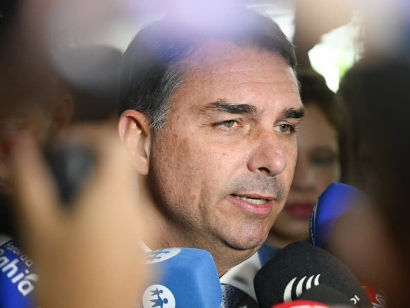 Flávio é investigado por associar Lula ao narcotráfico. - Andressa Anholete/Agência Senado