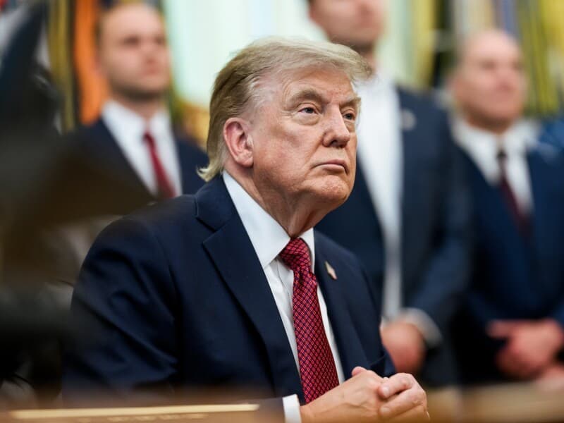 Trump declarou prorrogação de emergência econômica por mais um ano contra o Brasil, preservando tarifa de 50%. - Molly Riley/White House