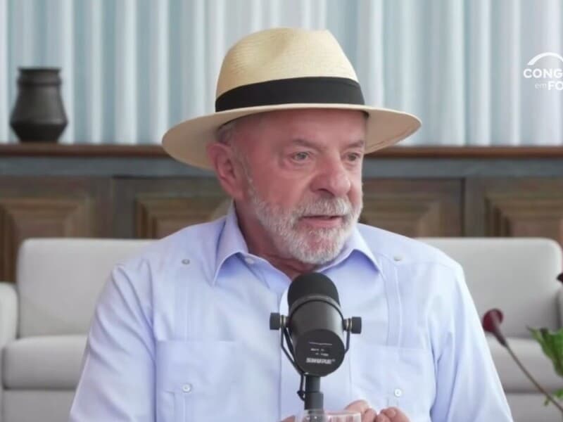Presidente criticou palpites sem base científica e informou que governo avaliará novas formas de punir conteúdos nocivos à saúde nas redes. - Reprodução