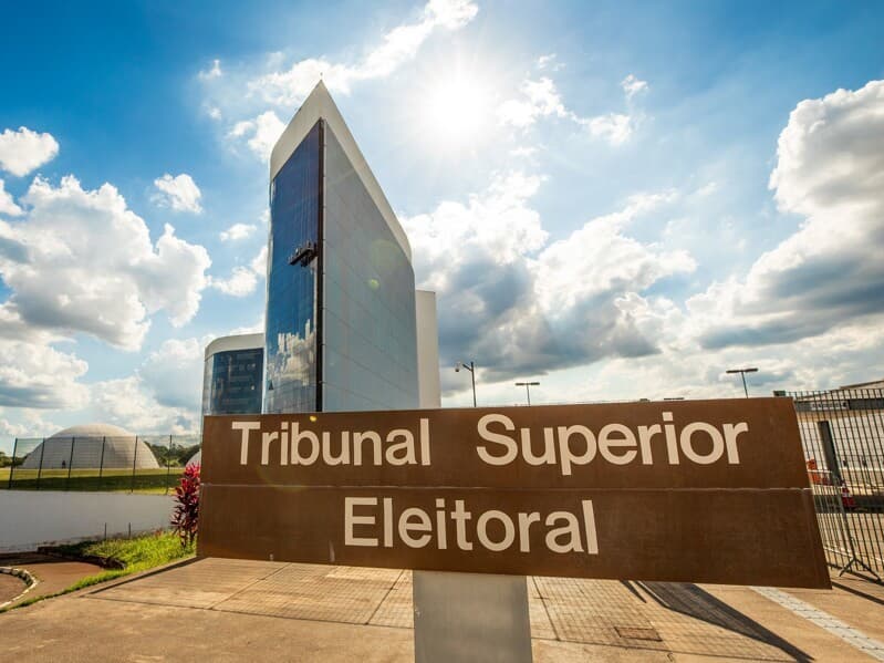 Partidos pedem que a Justiça Eleitoral investigue origem dos recursos usados na manutenção da plataforma. - Luiz Roberto/TSE