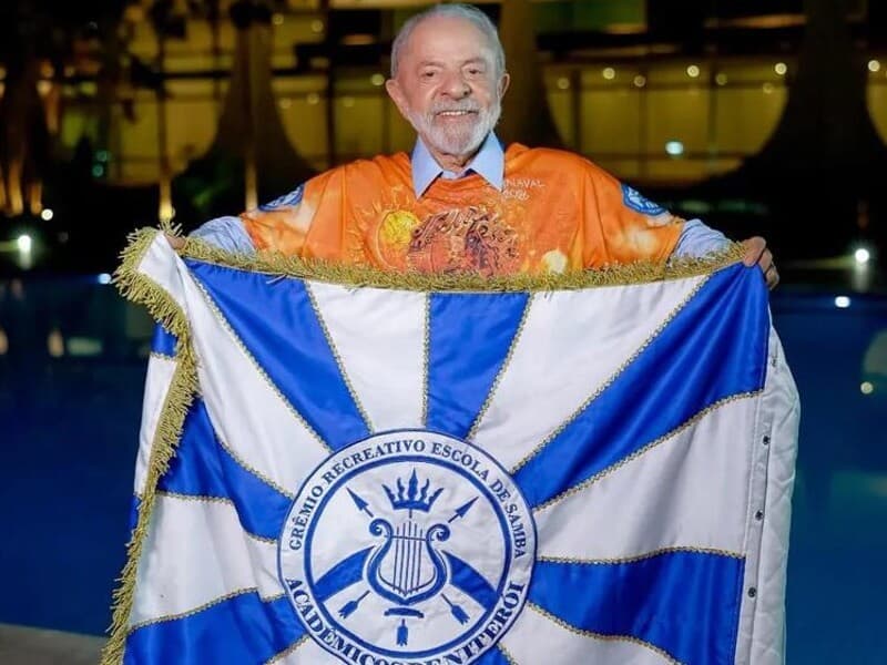 Escola de samba homenageia Lula no Carnaval de 2026. - Ricardo Stuckert/PR