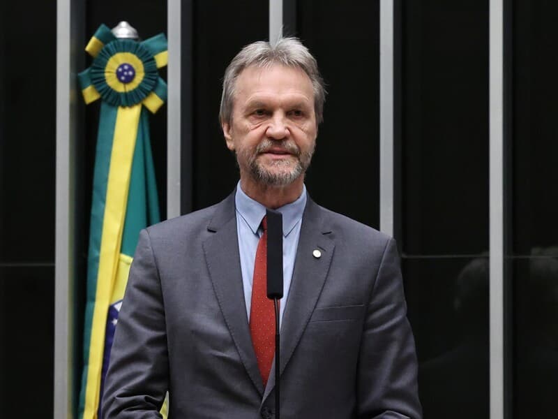 Deputado passou mal durante reunião de líderes. - Bruno Spada/Câmara dos Deputados Deputado passou mal durante reunião de líderes. - Bruno Spada/Câmara dos Deputados
