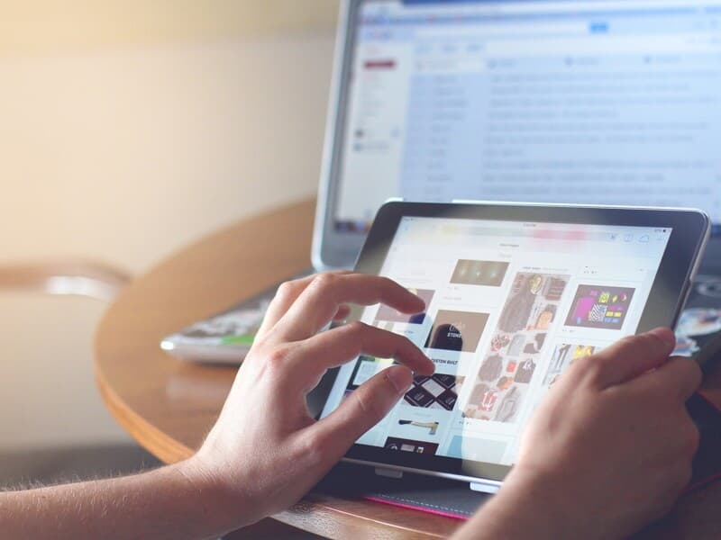 Taxa zero favorece compra de produtos estrangeiros pela internet. - Pixabay