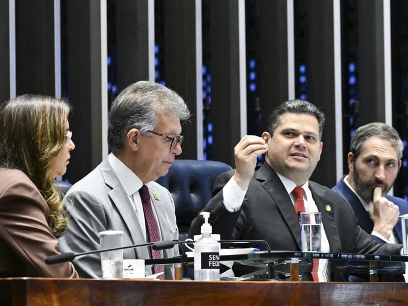 Mensagens presidenciais chegaram ao Senado na véspera da votação e tiveram a tramitação acelerada no Plenário. - Edilson Rodrigues/Agência Senado