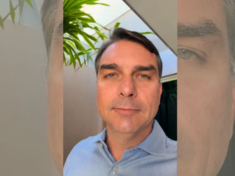 Flávio Bolsonaro nega mudança para o Missão e denuncia tentativa de barrar candidatura - Reprodução / Instagram