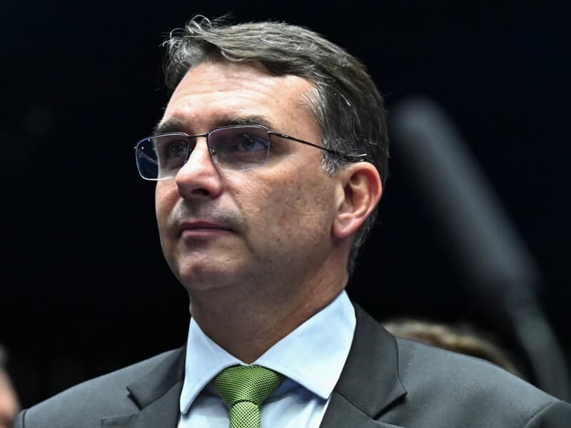 Falsa filiação obstruiu candidatura de Flávio Bolsonaro no TSE como candidato ao Planalto. - Jefferson Rudy/Agência Senado