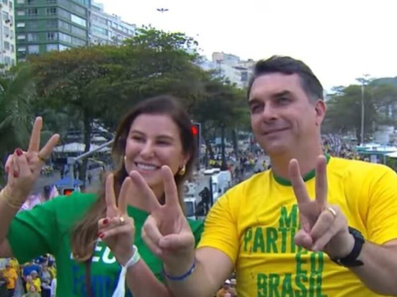 O lançamento ocorreu no primeiro dia em que a propaganda eleitoral passou a ser permitida nas eleições de 2026. - Reprodução / Youtube O lançamento ocorreu no primeiro dia em que a propaganda eleitoral passou a ser permitida nas eleições de 2026. - Reprodução / Youtube