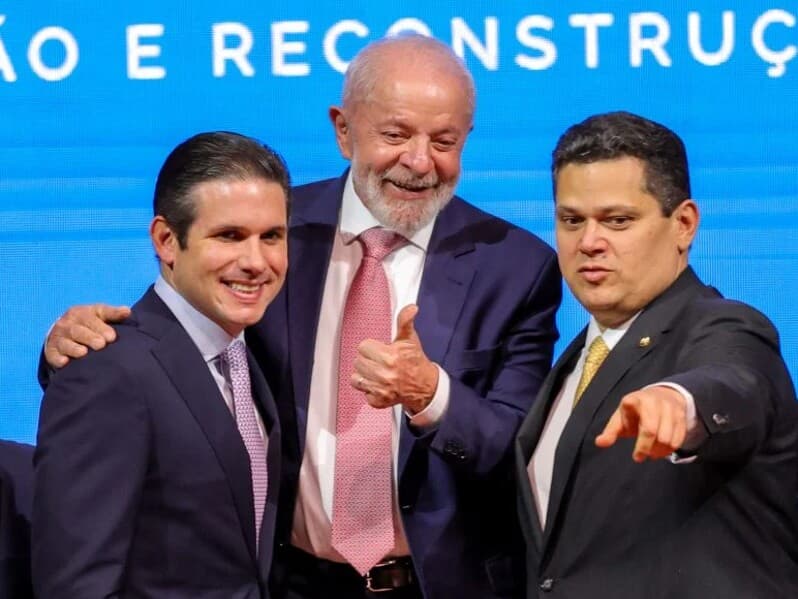 Lula, Motta e Alcolumbre vão discutir votação de medida provisória que perde a validade no próximo dia 8. - Fábio Rodrigues Pozzebom/Agência Brasil