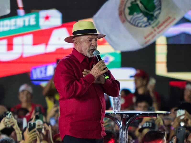 Lula em ato de campanha em Belo Horizonte. - Allan Calisto /Fotoarena/Folhapress