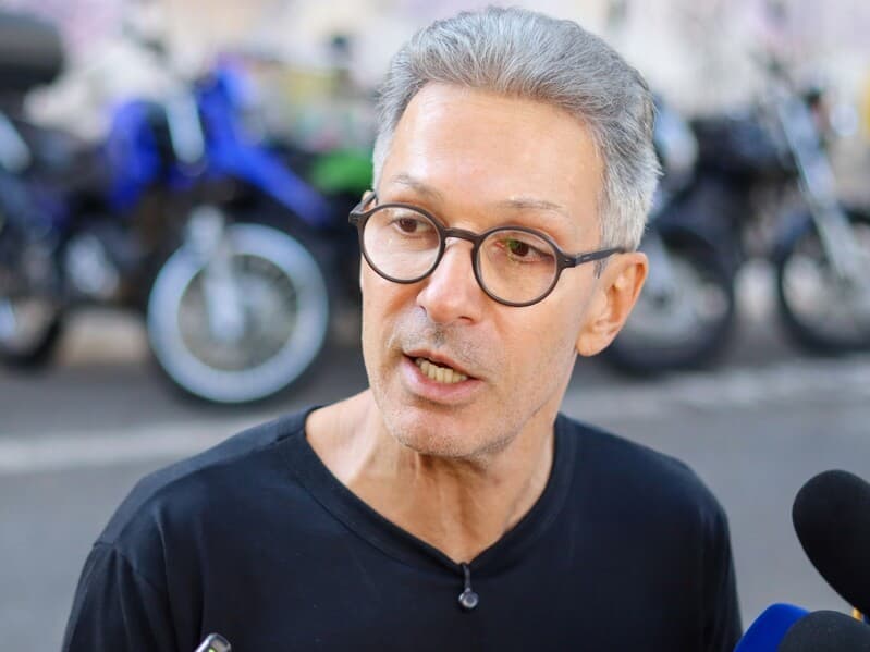 Romeu Zema diz que aceitou adiamento do debate para este domingo na expectativa de que Lula participasse, o que não se concretizou. - Theo Daolio/f2.8 news/Folhapress