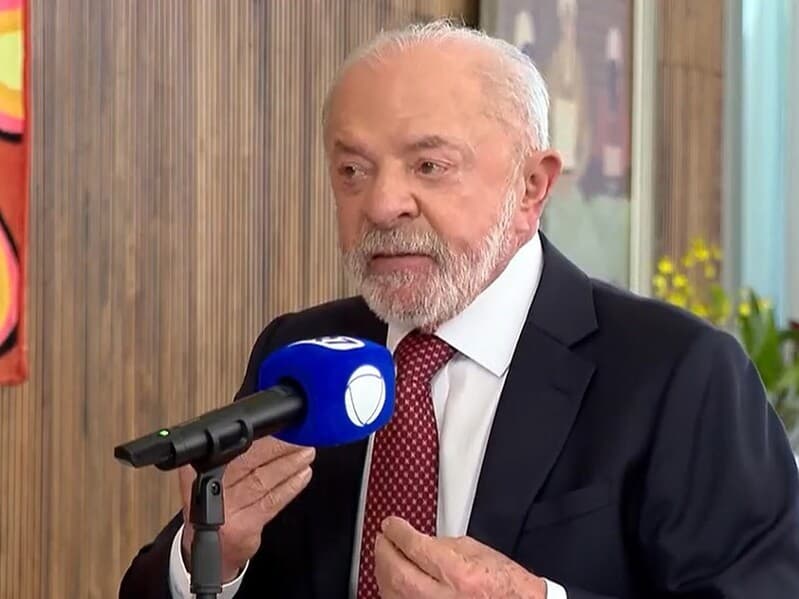 Lula comentou a crise financeira do Corinthians e cobrou transparência sobre a origem da dívida do clube. - Reprodução / Youtube
