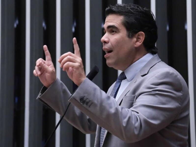 Ricardo Ayres afirma que integração pode evitar que informações relevantes cheguem tarde ao Judiciário. - Thiago Cristino / Câmara dos Deputados