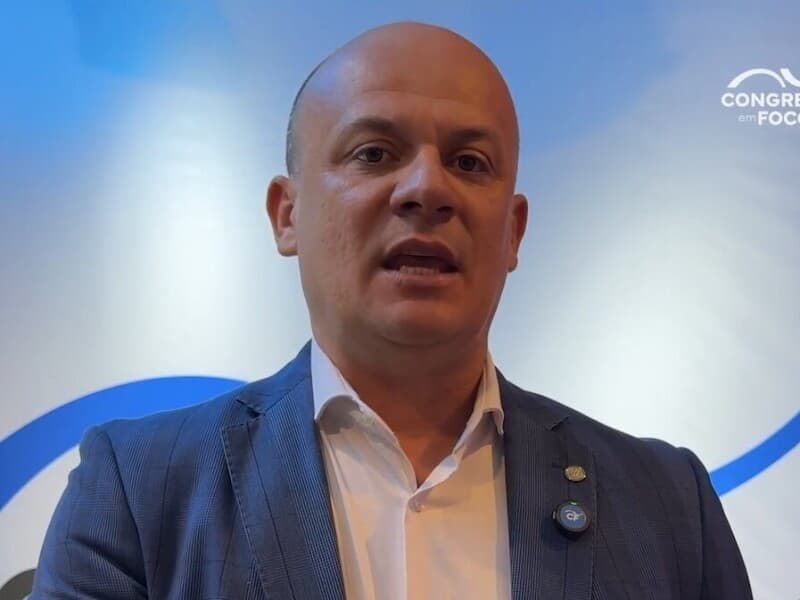 Deputado ironiza gestão Lula, critica atuação do STF e defende um Congresso "firme" diante do Judiciário. - Congresso em Foco