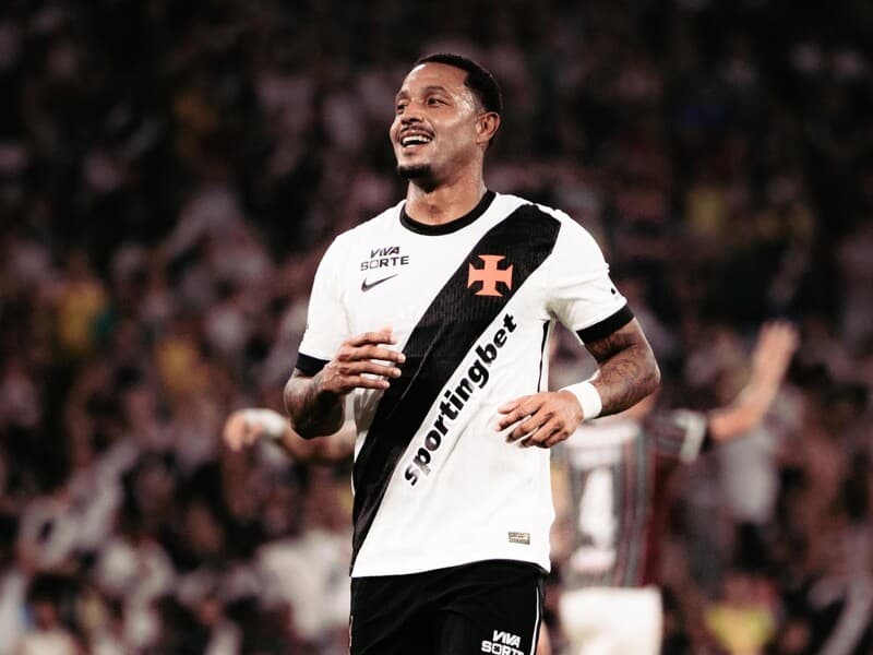 Mandados foram cumpridos em endereços ligados ao jogador e também no centro de treinamento do Vasco. - Reprodução / Instagram