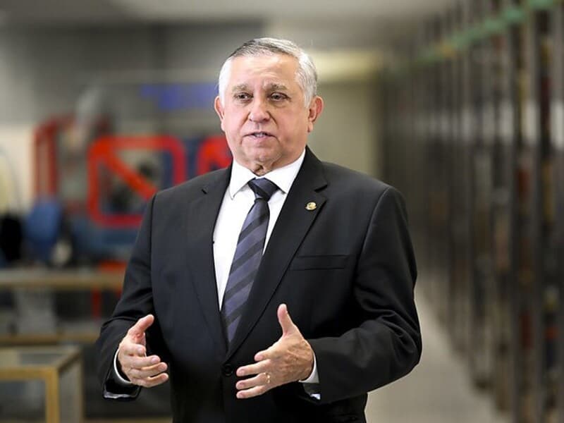 Das 25 emendas apresentadas à PEC que acaba com a escala 6x1,nove são de autoria do senador Izalci Lucas. - Saulo Cruz/Agência Senado Das 25 emendas apresentadas à PEC que acaba com a escala 6x1,nove são de autoria do senador Izalci Lucas. - Saulo Cruz/Agência Senado