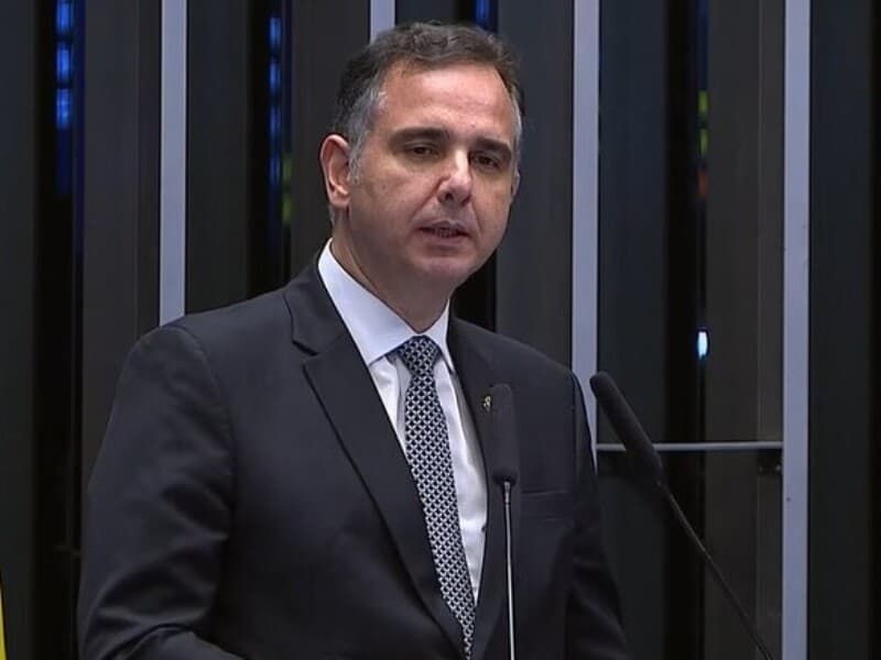 Indicado ao TCU, Pacheco destaca papel da Corte na fiscalização e no controle da aplicação dos recursos públicos.
- TV Senado/Reprodução Indicado ao TCU, Pacheco destaca papel da Corte na fiscalização e no controle da aplicação dos recursos públicos.
- TV Senado/Reprodução
