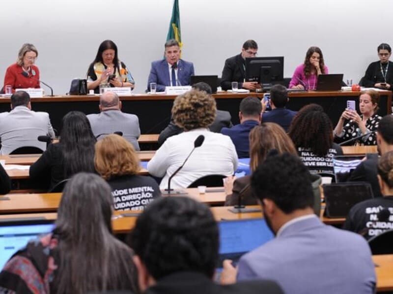 Falta de acordo e problema de saúde do relator levaram colegiado a adiar votação. - Renato Araújo / Câmara dos Deputados Falta de acordo e problema de saúde do relator levaram colegiado a adiar votação. - Renato Araújo / Câmara dos Deputados