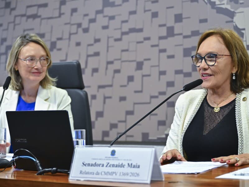 Zenaide Maia relata MP que amplia programa para reduzir fila do INSS. - Ton Molina/Agência Senado Zenaide Maia relata MP que amplia programa para reduzir fila do INSS. - Ton Molina/Agência Senado