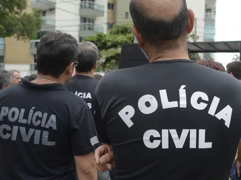 Texto mantém autonomia dos estados para definir percentuais e estrutura remuneratória da carreira. - Tânia Rêgo/Agência Brasil