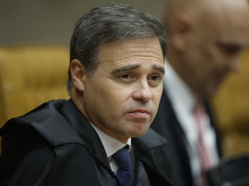 André Mendonça e Alexandre Moraes protagonizam crise no STF. - Pedro Ladeira/Folhapress André Mendonça e Alexandre Moraes protagonizam crise no STF. - Pedro Ladeira/Folhapress