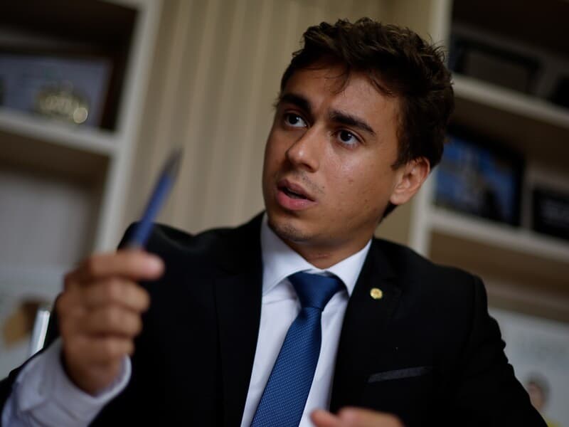 Nikolas chamou Vorcaro de "Dani" em áudio e pediu a banqueiro que ele auxiliasse amigo em negócio sobre minérios. - Pedro Ladeira/Folhapress