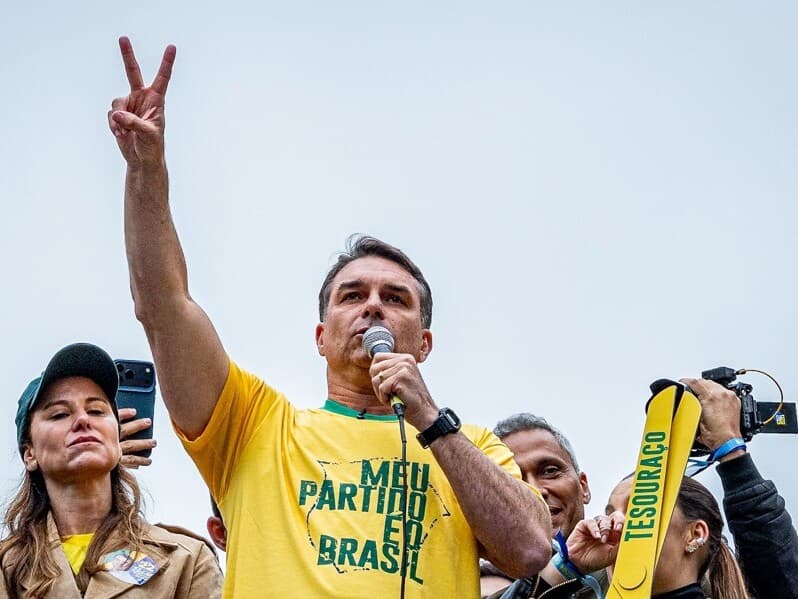 Flávio durante ato de campanha na Avenida Paulista em 7 de setembro. - Matheus P. Machado/ModusFocus/Folhapress