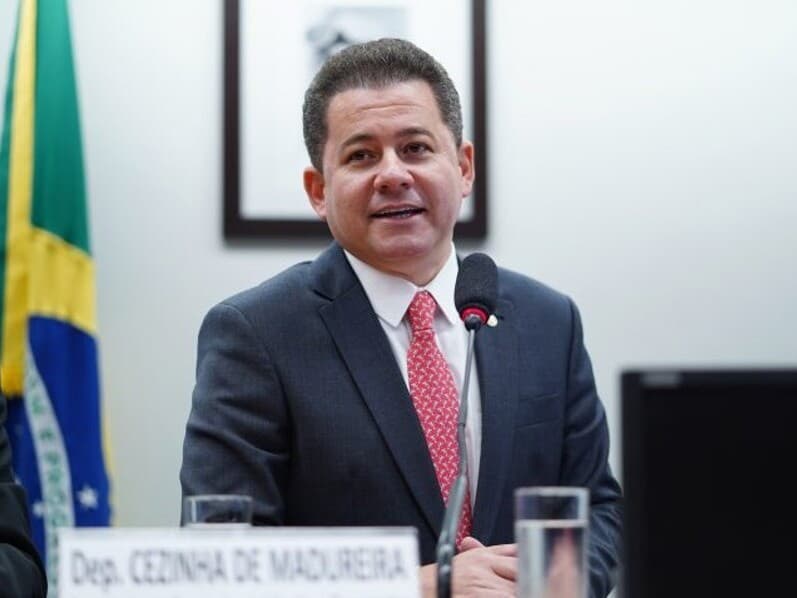 Investigação apura possíveis crimes de tráfico de influência, exploração de prestígio, corrupção passiva e lavagem de dinheiro. - Pablo Valadares / Câmara dos Deputados Investigação apura possíveis crimes de tráfico de influência, exploração de prestígio, corrupção passiva e lavagem de dinheiro. - Pablo Valadares / Câmara dos Deputados