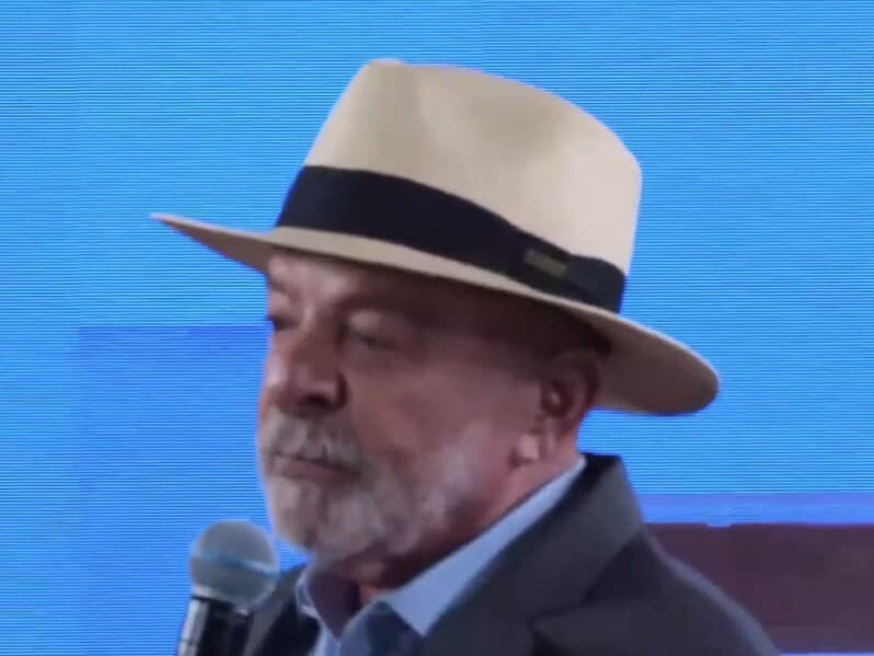 Lula diz que Pazuello "sabia de tudo, menos de SUS" na pandemia. - Reprodução/YouTube