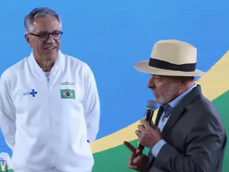 Anúnxio sobre fornecimento de caneta emagrecedora foi feito por Lula com o ministro da Saúde, Alexandre Padilha. - Reprodução/Youtube