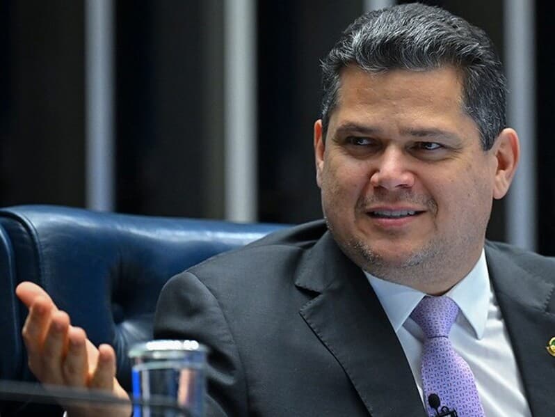 Proposta considerada prioritária pelo governo começará a ser discutida no Plenário do Senado na próxima terça-feira por decisdão de Davi Alcolumbre. - Ton Molina/Agência Senado Proposta considerada prioritária pelo governo começará a ser discutida no Plenário do Senado na próxima terça-feira por decisdão de Davi Alcolumbre. - Ton Molina/Agência Senado