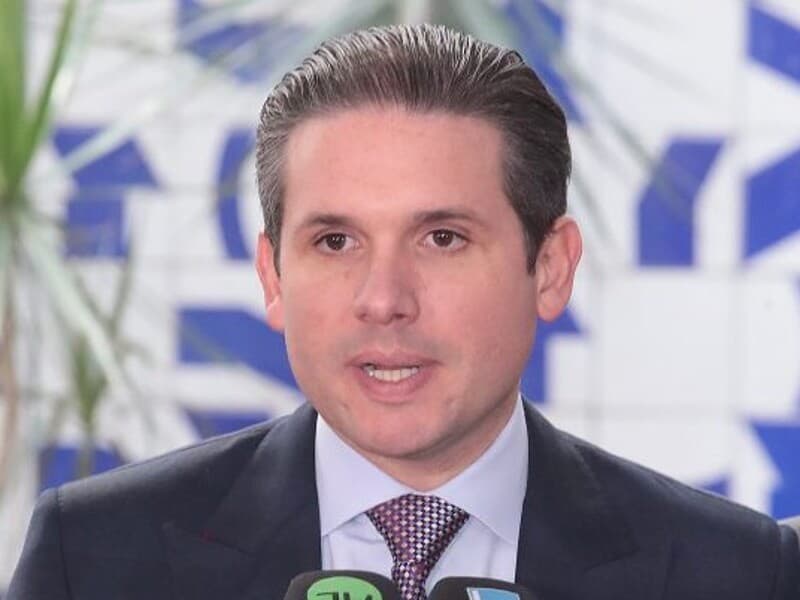Hugo Motta compara a redução da jornada de trabalho à CLT e o 13º salário. - Bruno Spada/Agência Câmara