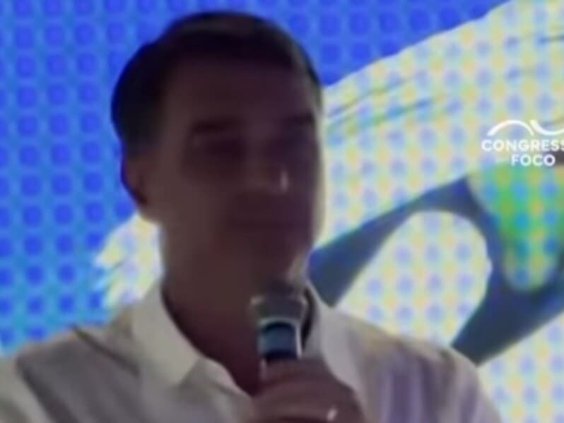 Flávio Bolsonaro, candidato. - Reprodução/Youtube
