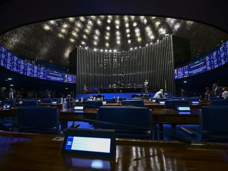 Proposta deve ser aprovada em dois turnos. - Ton Molina/Agência Senado