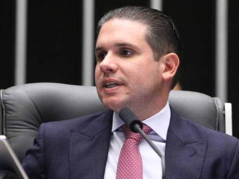 Nova faixa de faturamento prevê transição em 2027 e teto definitivo de R$ 140 mil no ano seguinte.
 - Vinicius Loures / Câmara dos Deputados